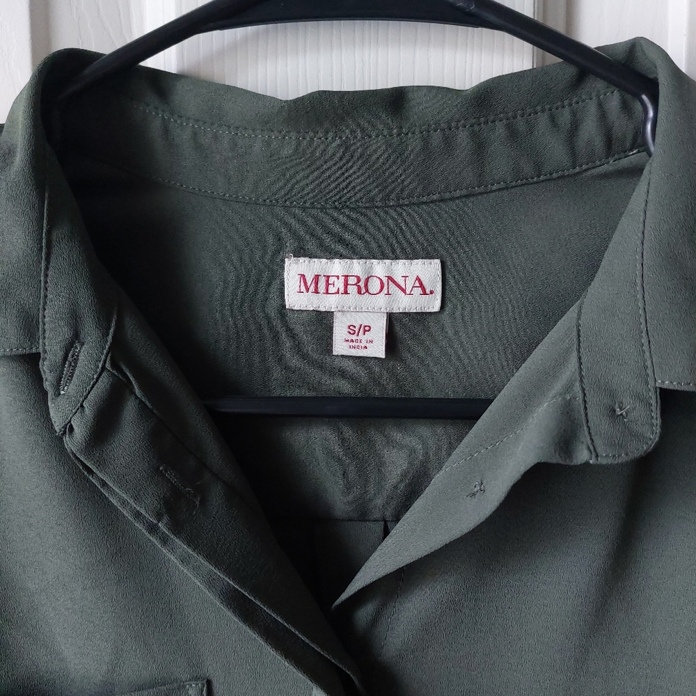 Merona - Green Sleeveless Button-Down Blouse - Picture 2 of 4